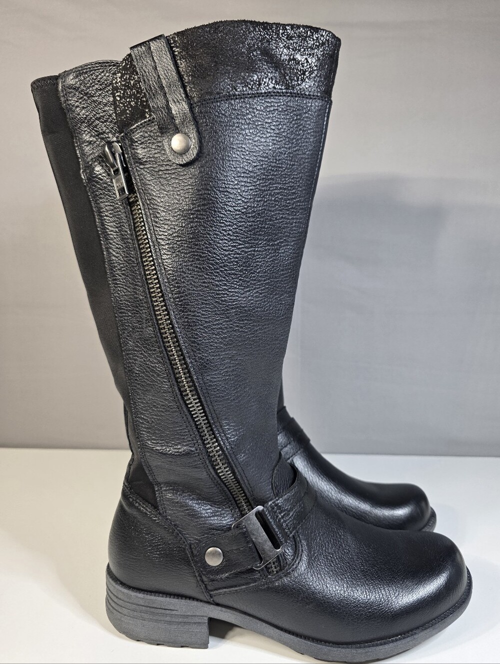 Earth Origins Portia Black Leather Knee High Riding Boot. Size 9W